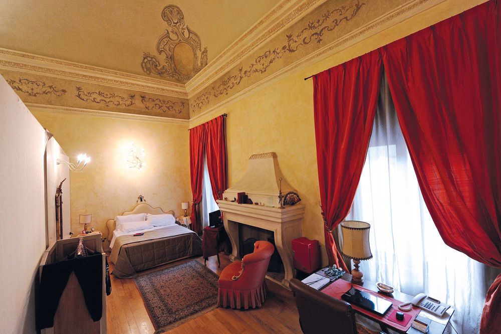 Casa Museo Palazzo Valenti Gonzaga Hotel Mantova Exterior foto